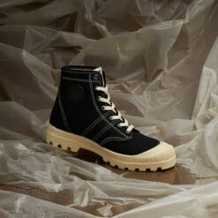 Pataugas AUTHENTIQUE/T F4G NOIR/MARFIL 13 Pataugas AUTHENTIQUE/T F4G NOIR/MARFIL -Chaussures Belle Boutique F Authentique T Noir Marfil